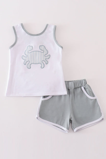 White crab applique girl set