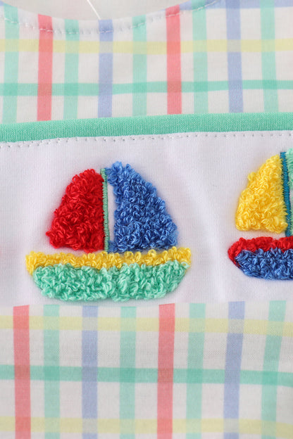 Green sailboat french knot jonjon