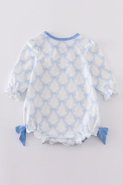 Blue bow ruffle bubble