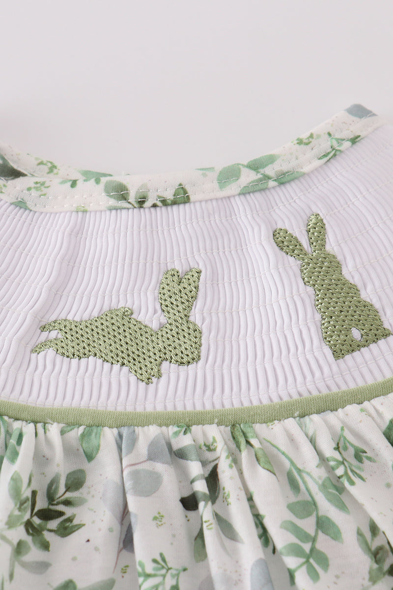 Sage leaf bunny embroidery smocked bubble